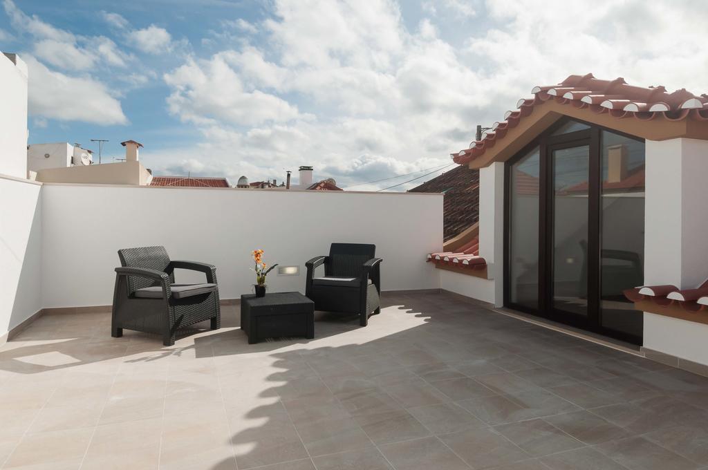 Westside Beach House Peniche Extérieur photo